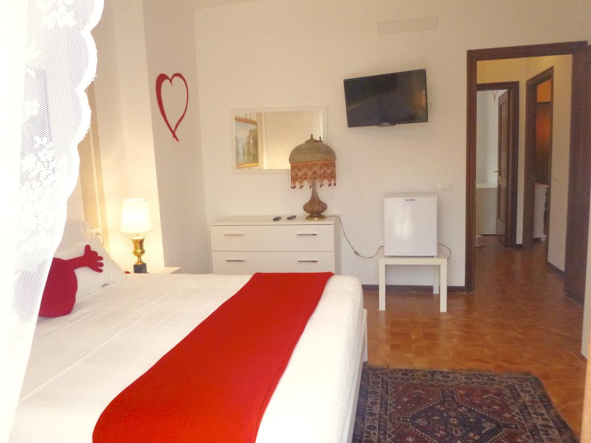 I Love Pietra Ligure Extérieur photo